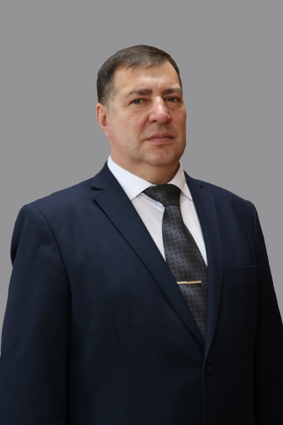 s.g.baevkin_2025_v_galstuke_1.jpg